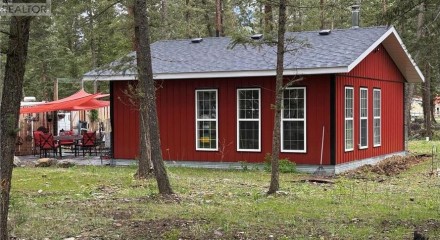 Residential - Single Family Home - Grasmere, Canada - Canada