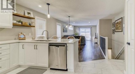 Residential - Single Family Home - Waterford, Canada - Canada