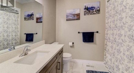 Residential - Single Family Home - Waterford, Canada - Canada