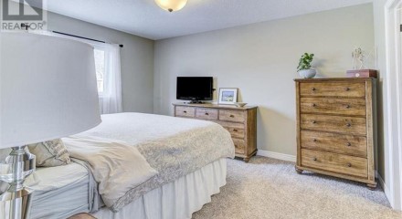Residential - Single Family Home - Waterford, Canada - Canada