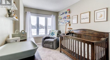 Residential - Single Family Home - Waterford, Canada - Canada