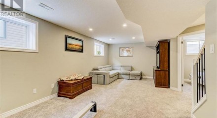 Residential - Single Family Home - Waterford, Canada - Canada