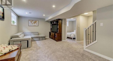 Residential - Single Family Home - Waterford, Canada - Canada