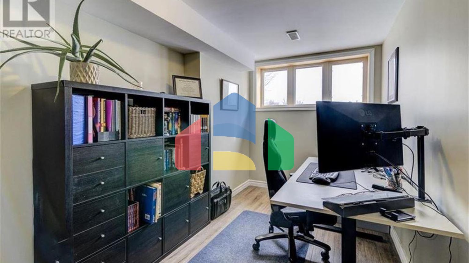 Residential - Single Family Home - Waterford, Canada - Canada