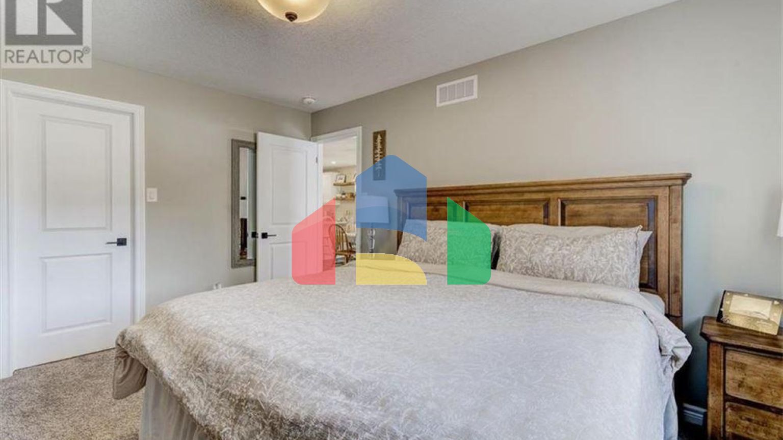 Residential - Single Family Home - Waterford, Canada - Canada