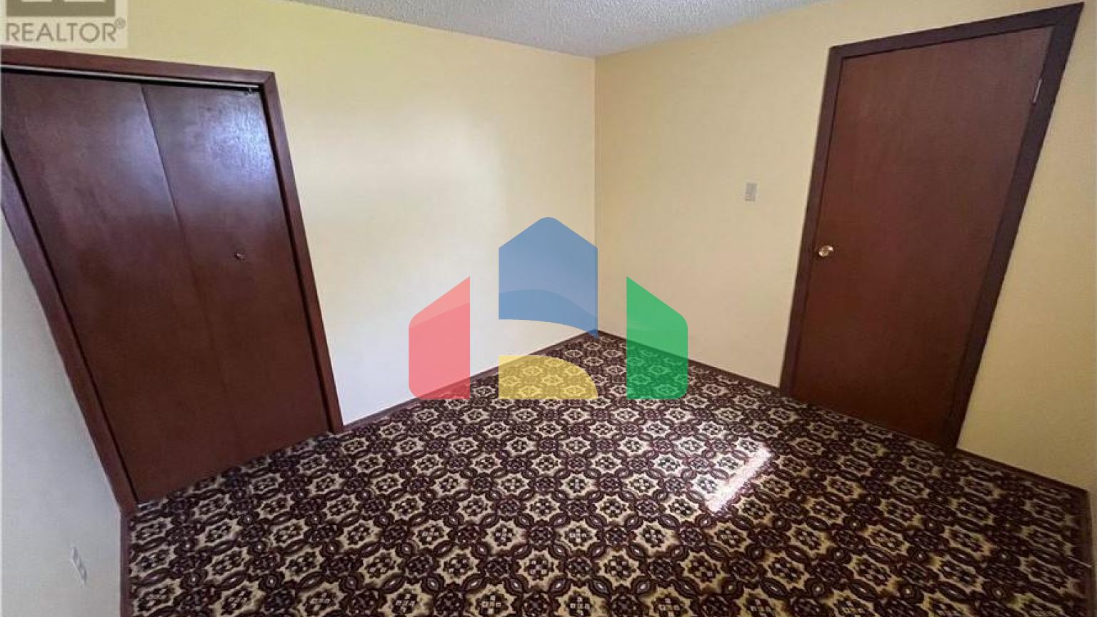 Residential - Single Family Home - Melfort, Canada - Canada