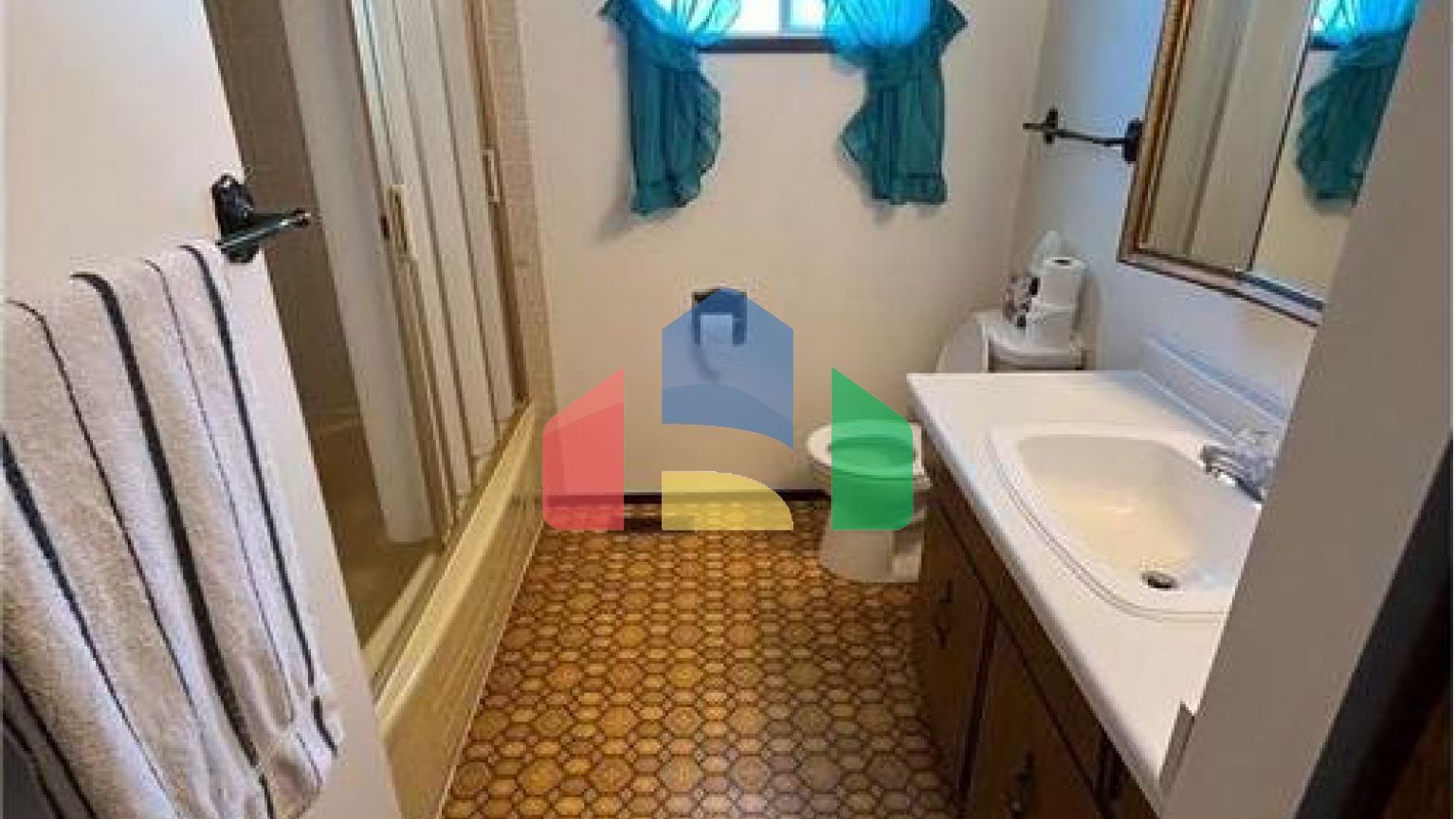 Residential - Single Family Home - Melfort, Canada - Canada