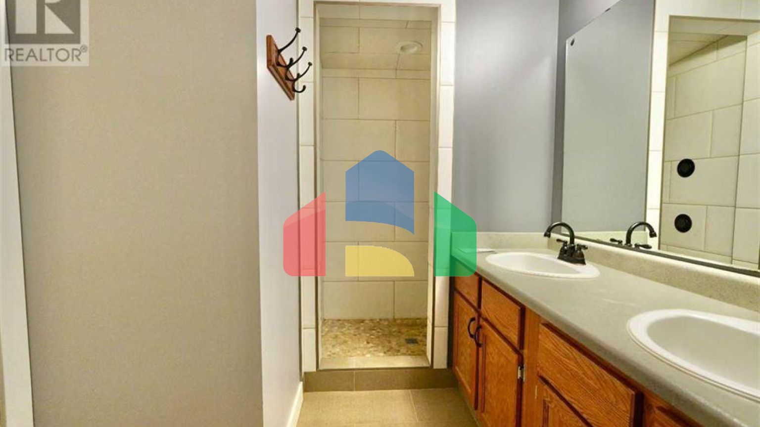 Residential - Single Family Home - Peace River, Canada - Canada