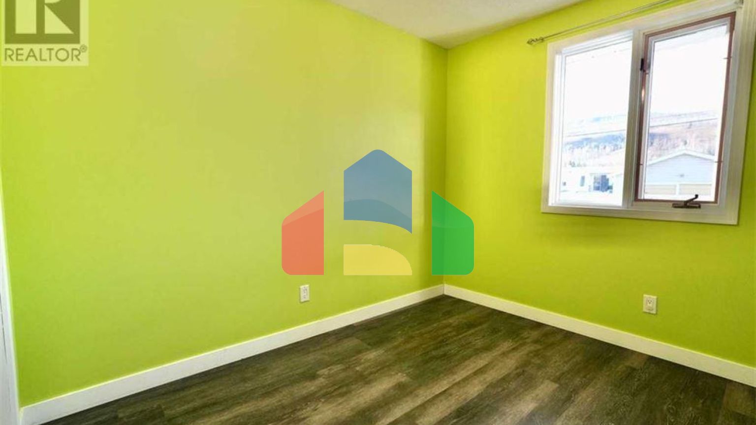 Residential - Single Family Home - Peace River, Canada - Canada