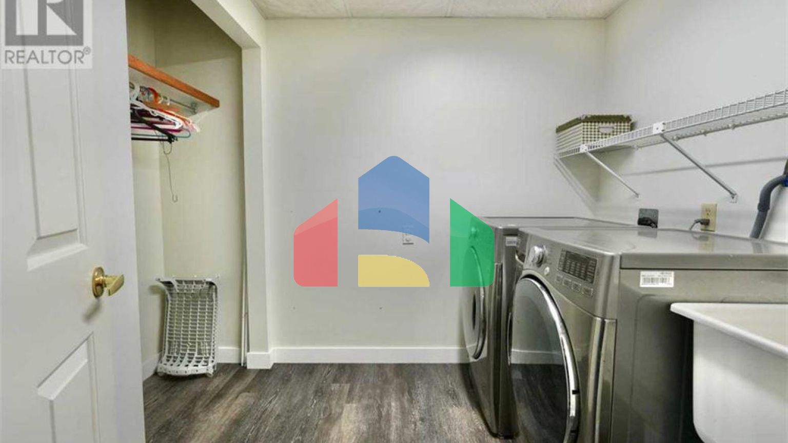 Residential - Single Family Home - Peace River, Canada - Canada