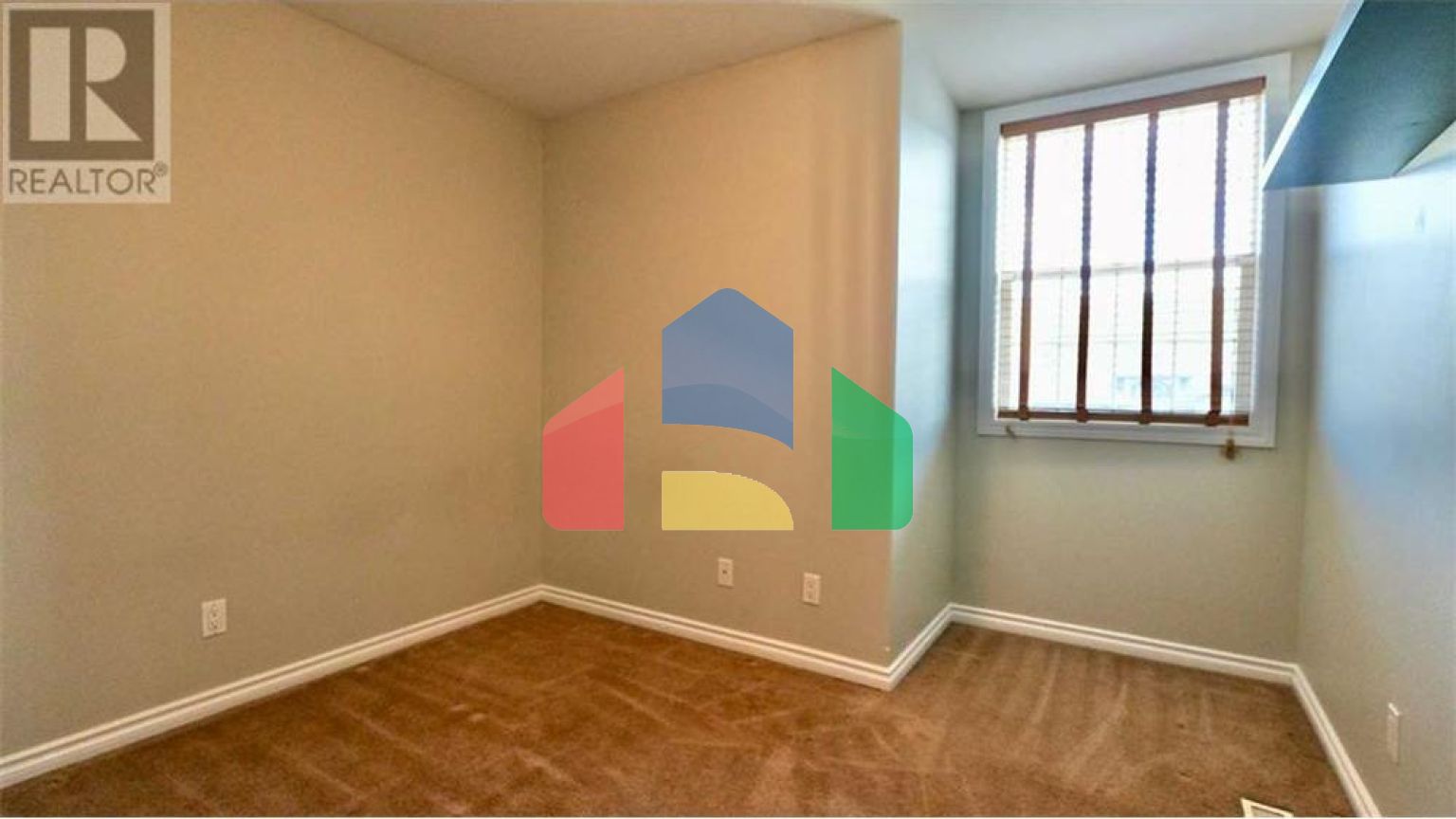 Residential - Single Family Home - Peace River, Canada - Canada