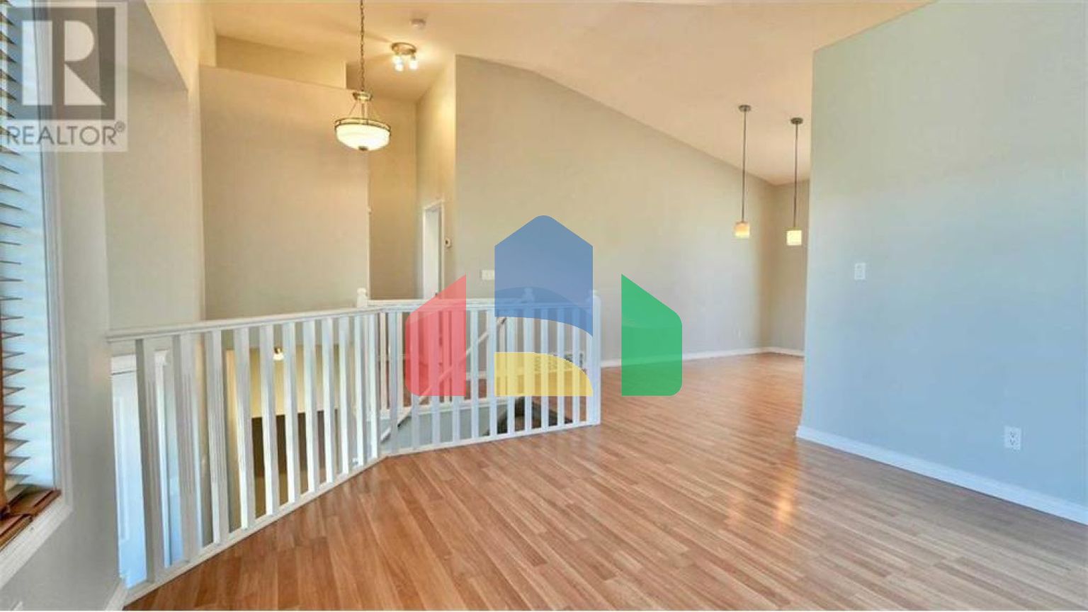 Residential - Single Family Home - Peace River, Canada - Canada