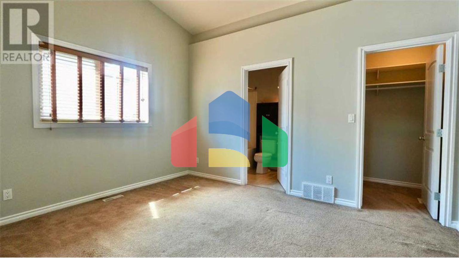 Residential - Single Family Home - Peace River, Canada - Canada