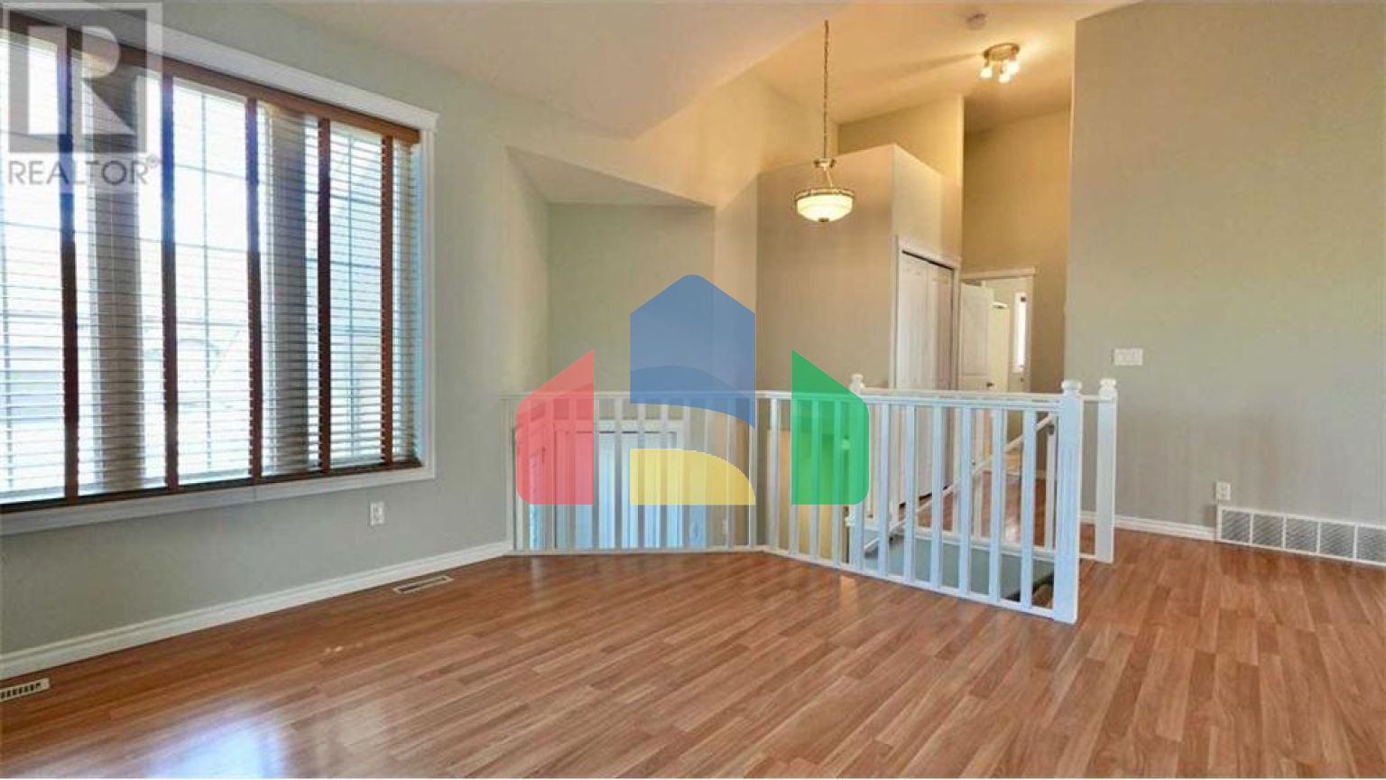 Residential - Single Family Home - Peace River, Canada - Canada