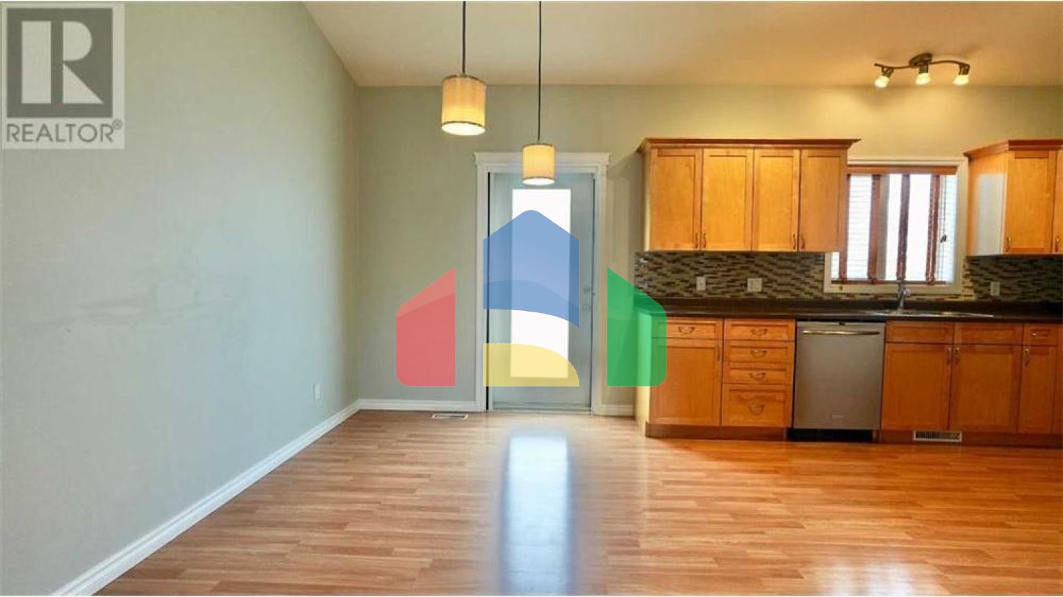 Residential - Single Family Home - Peace River, Canada - Canada