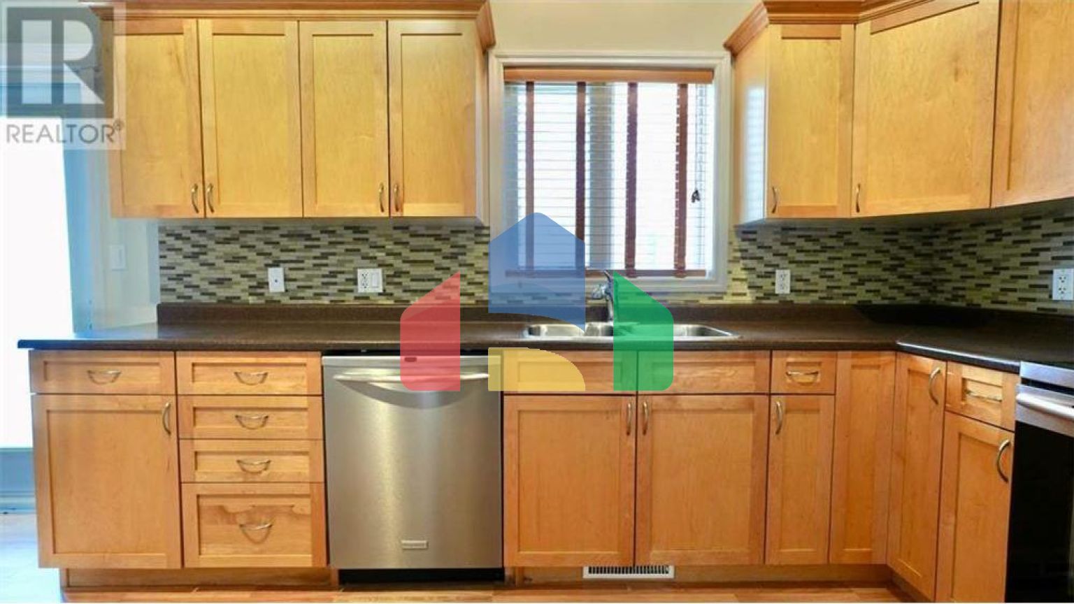 Residential - Single Family Home - Peace River, Canada - Canada