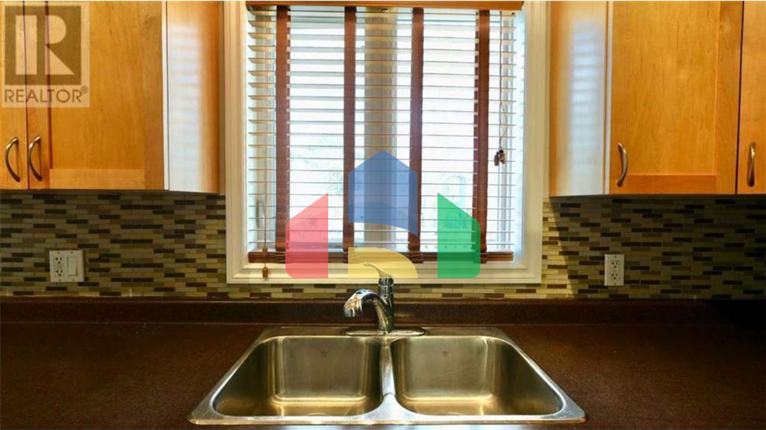 Residential - Single Family Home - Peace River, Canada - Canada