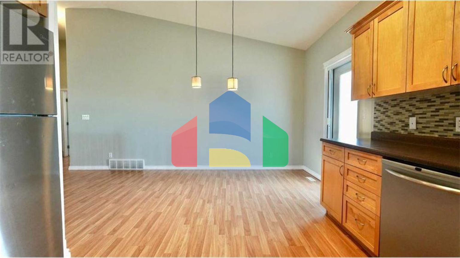 Residential - Single Family Home - Peace River, Canada - Canada