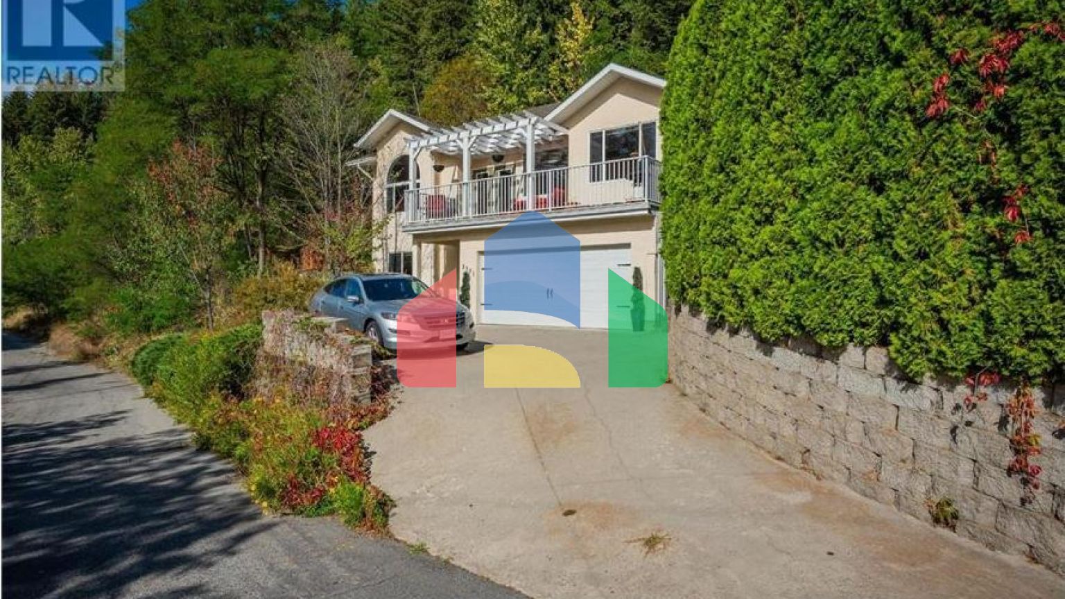 Residential - Single Family Home - Trail, Canada - Canada