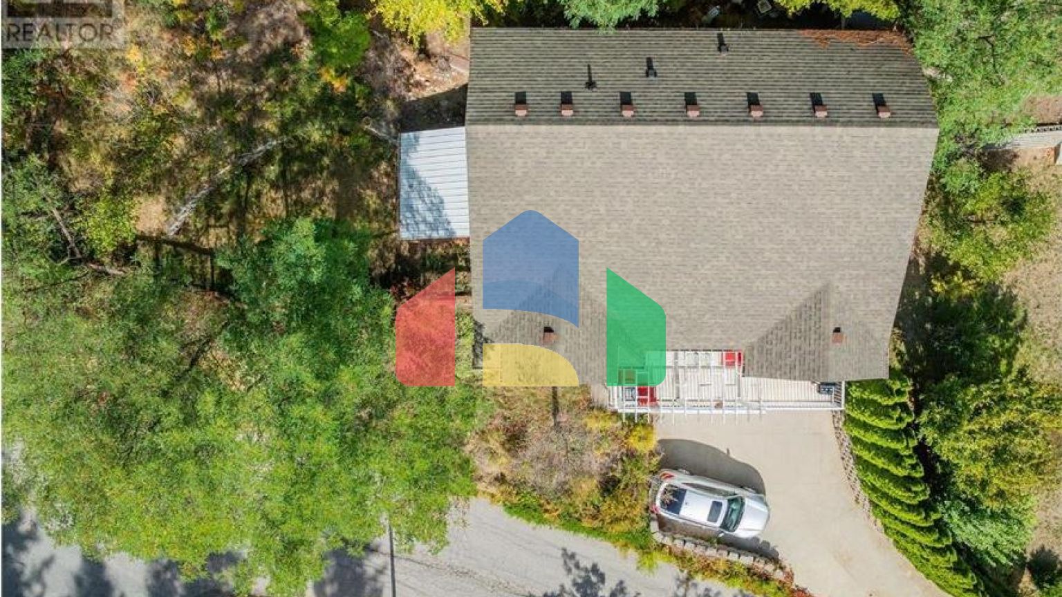 Residential - Single Family Home - Trail, Canada - Canada