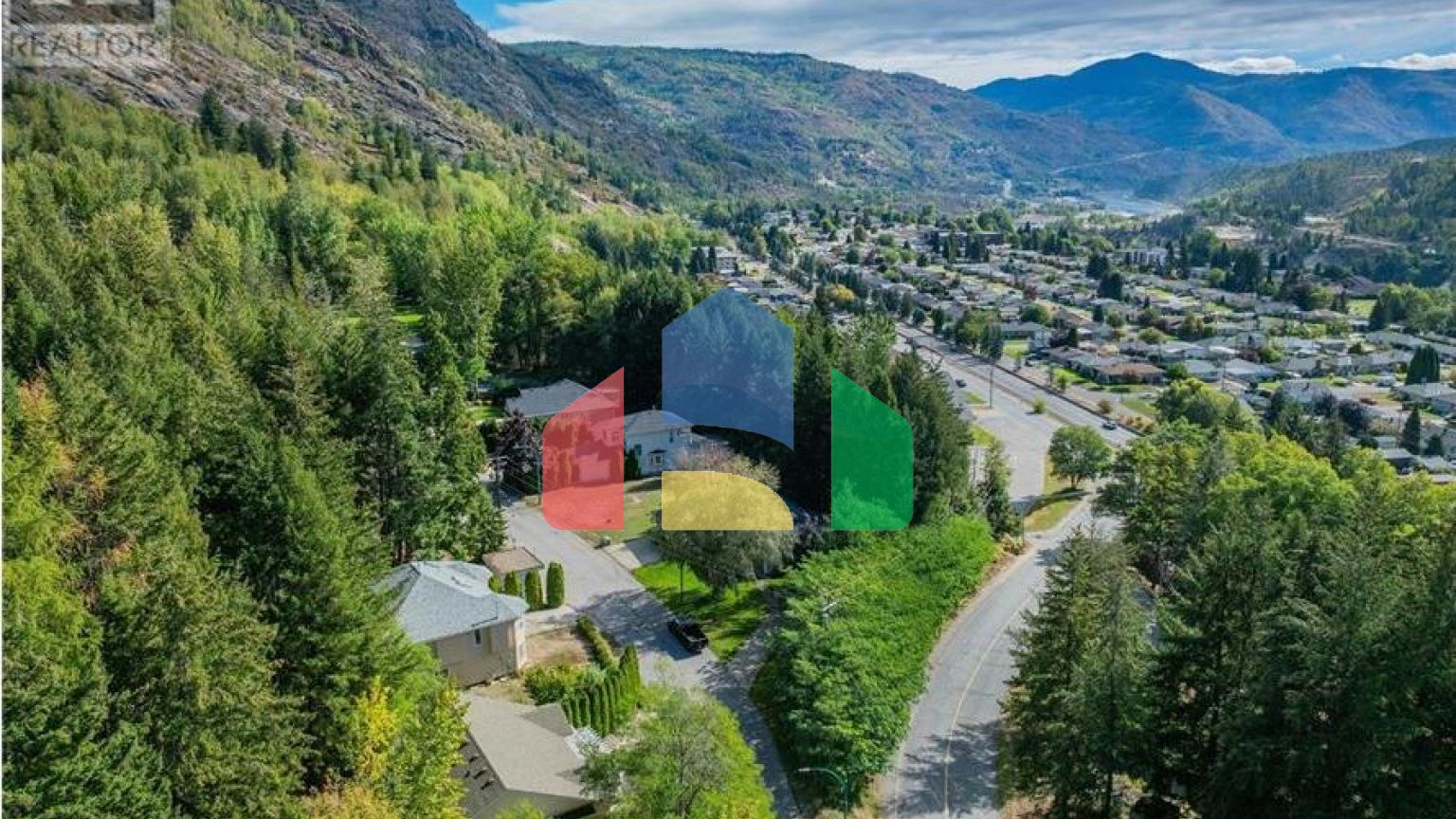 Residential - Single Family Home - Trail, Canada - Canada