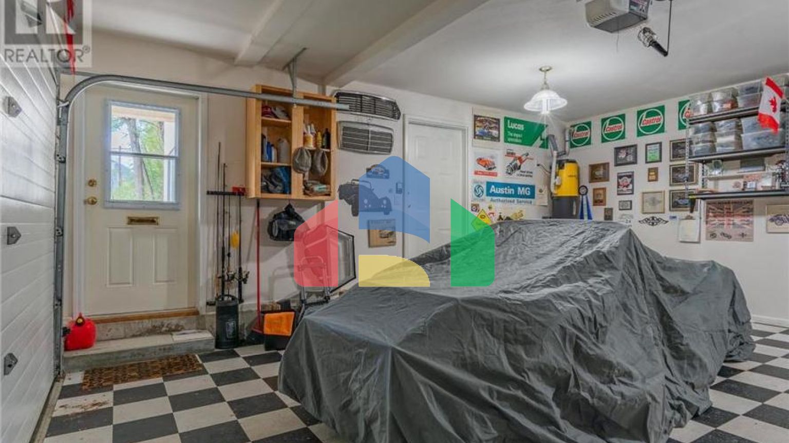 Residential - Single Family Home - Trail, Canada - Canada