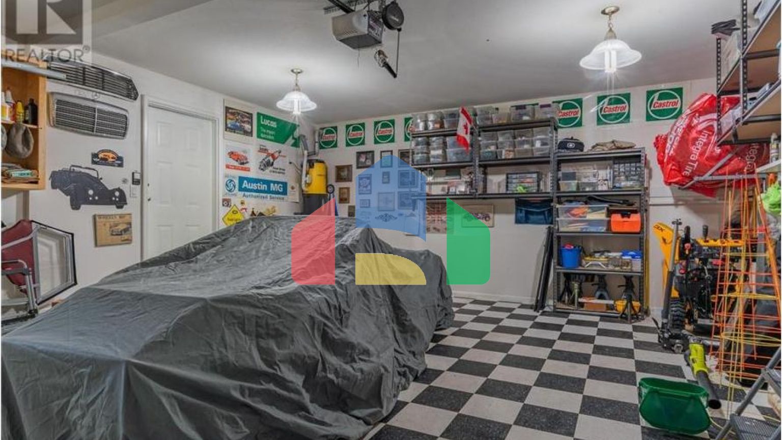 Residential - Single Family Home - Trail, Canada - Canada