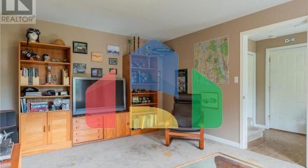 Residential - Single Family Home - Trail, Canada - Canada