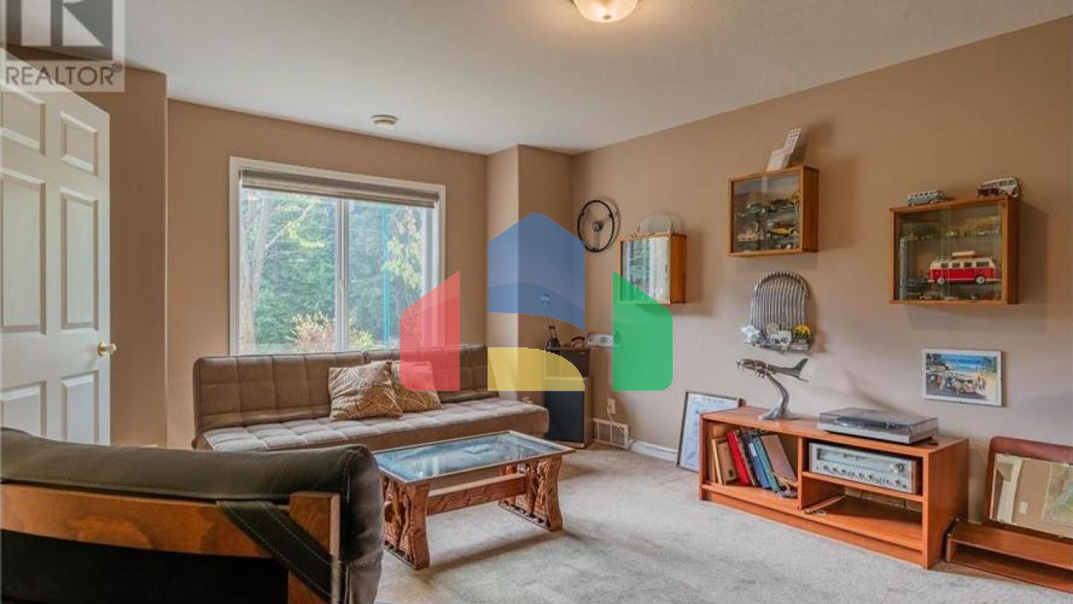 Residential - Single Family Home - Trail, Canada - Canada