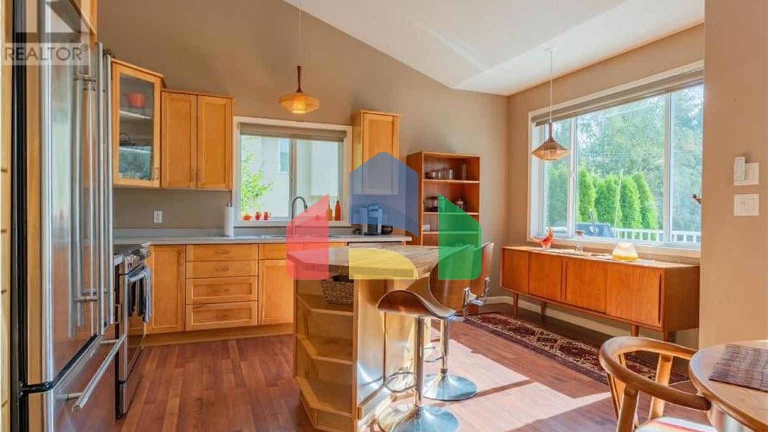 Residential - Single Family Home - Trail, Canada - Canada