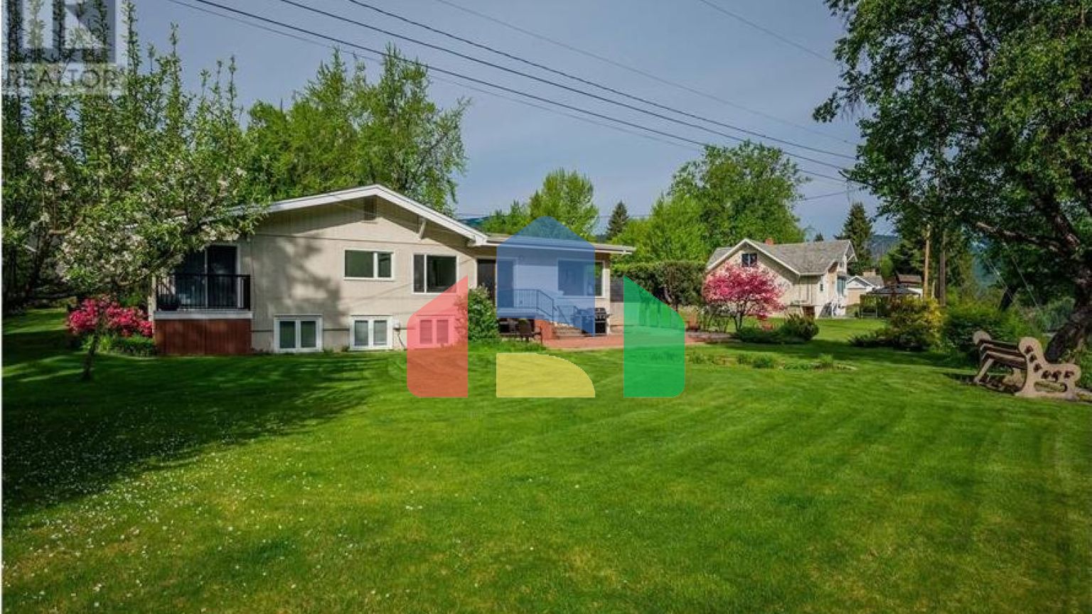 Residential - Single Family Home - Trail, Canada - Canada