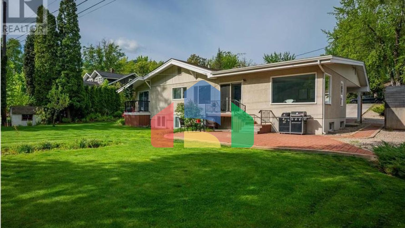 Residential - Single Family Home - Trail, Canada - Canada