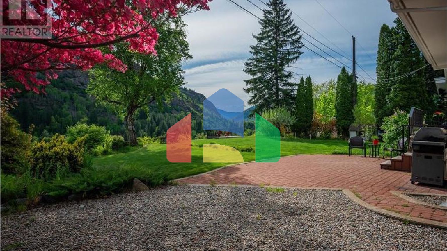 Residential - Single Family Home - Trail, Canada - Canada