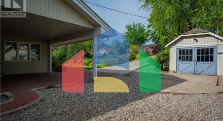 Residential - Single Family Home - Trail, Canada - Canada Residential - Single Family Home - Trail, Canada - Canada