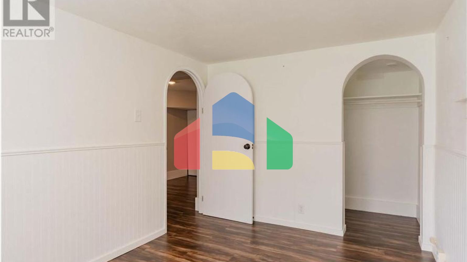 Residential - Single Family Home - Trail, Canada - Canada