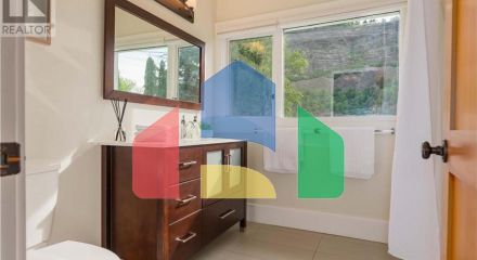 Residential - Single Family Home - Trail, Canada - Canada Residential - Single Family Home - Trail, Canada - Canada