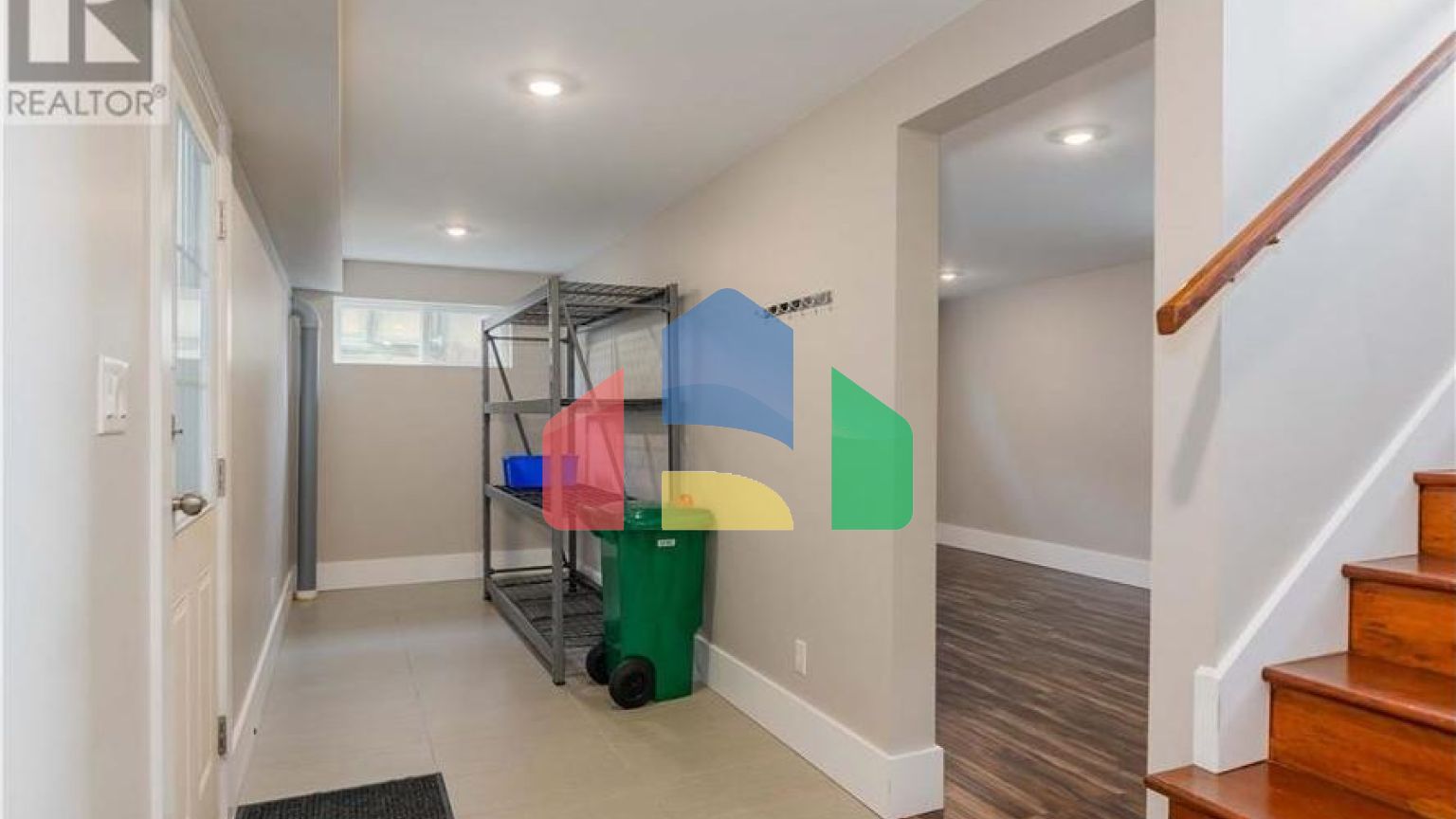 Residential - Single Family Home - Trail, Canada - Canada