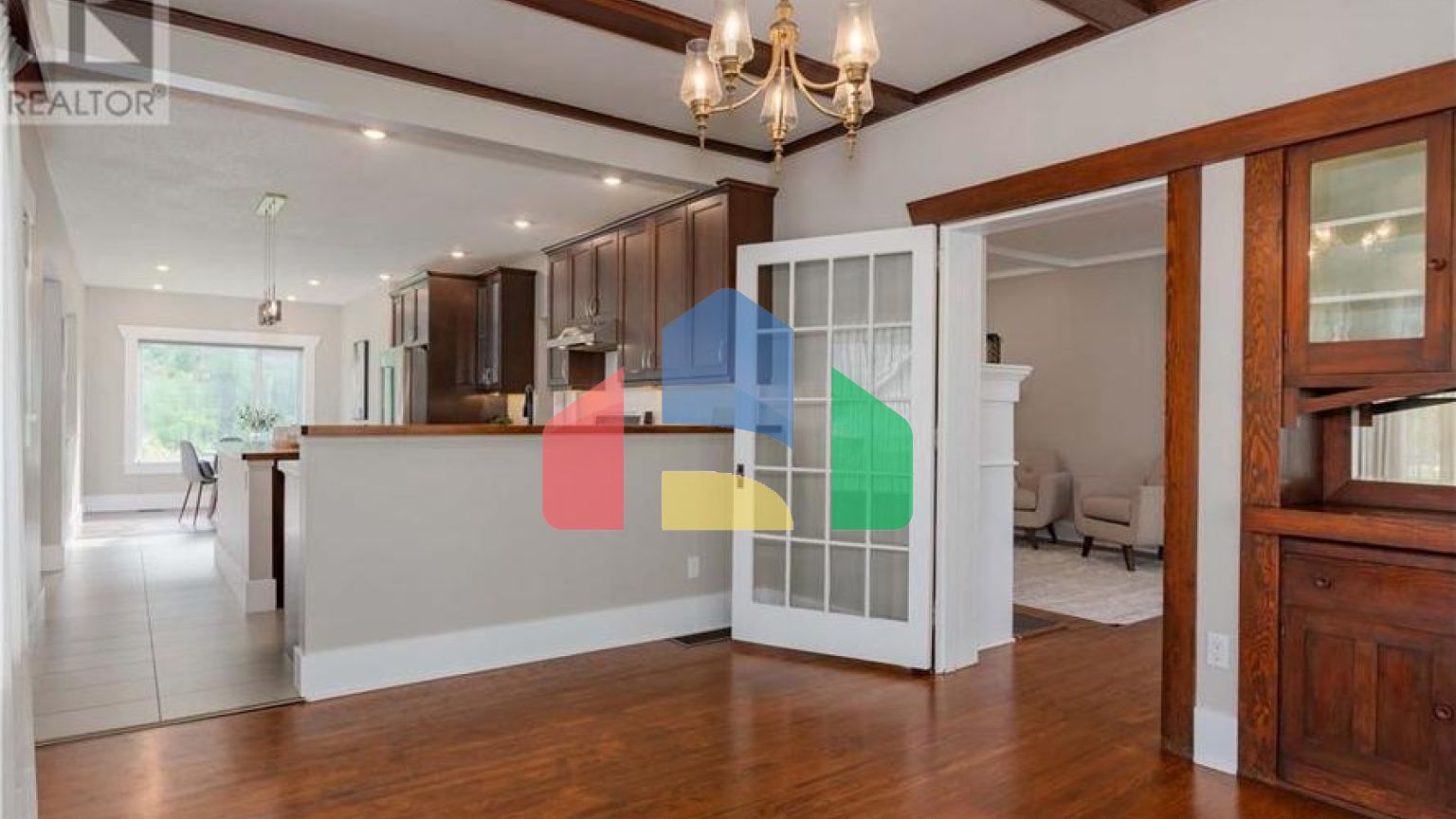 Residential - Single Family Home - Trail, Canada - Canada