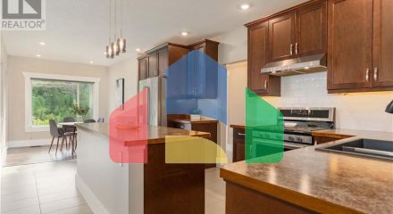 Residential - Single Family Home - Trail, Canada - Canada Residential - Single Family Home - Trail, Canada - Canada