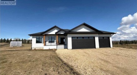 Residential - Single Family Home - Rural Ponoka County, Canada - Canada