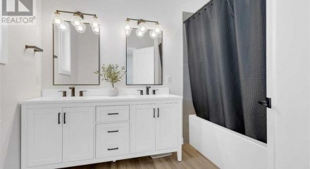 Residential - Single Family Home - Rural Ponoka County, Canada - Canada