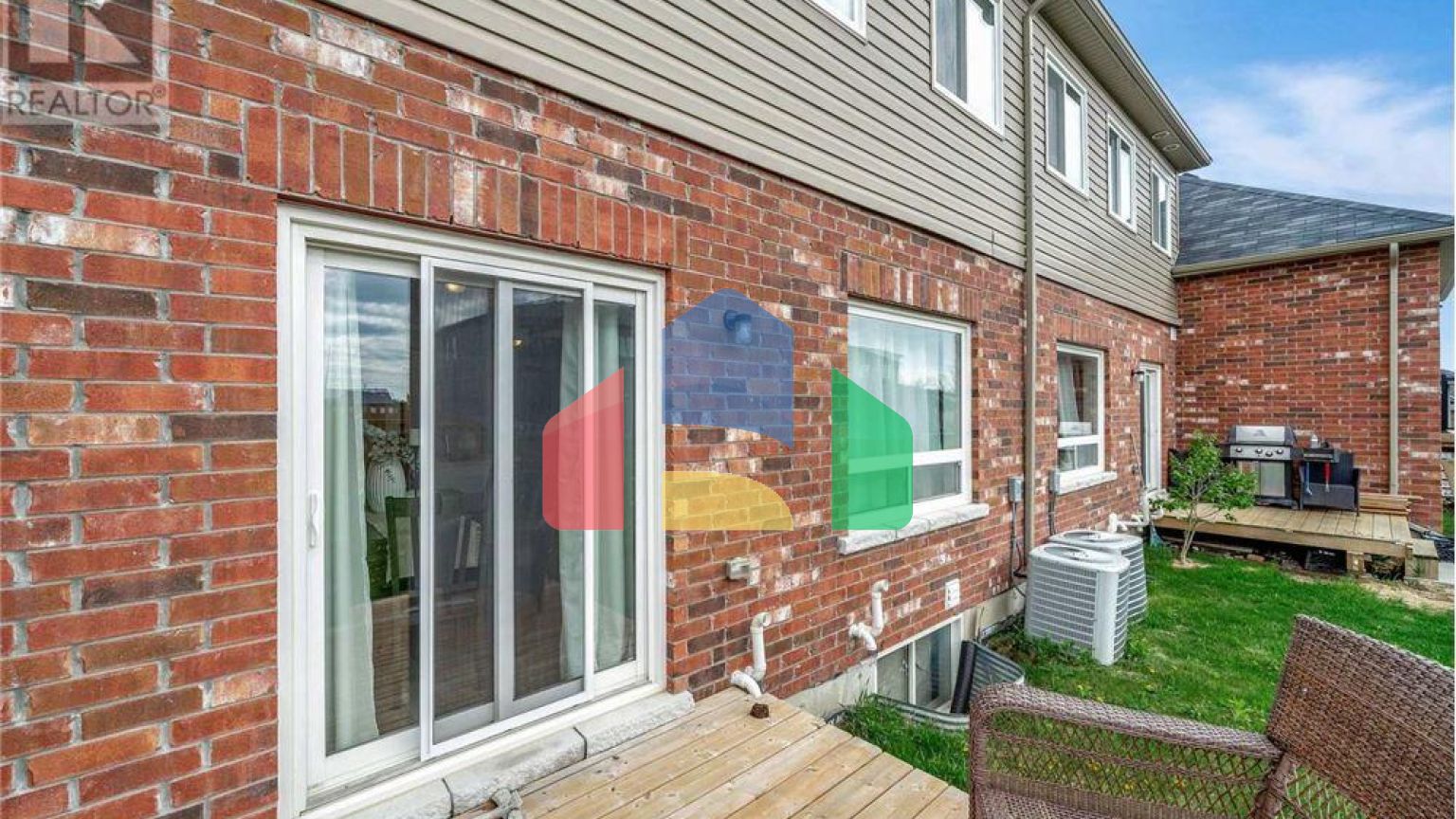 Residential - Single Family Home - Brighton, Canada - Canada