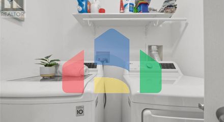 Residential - Single Family Home - Brighton, Canada - Canada