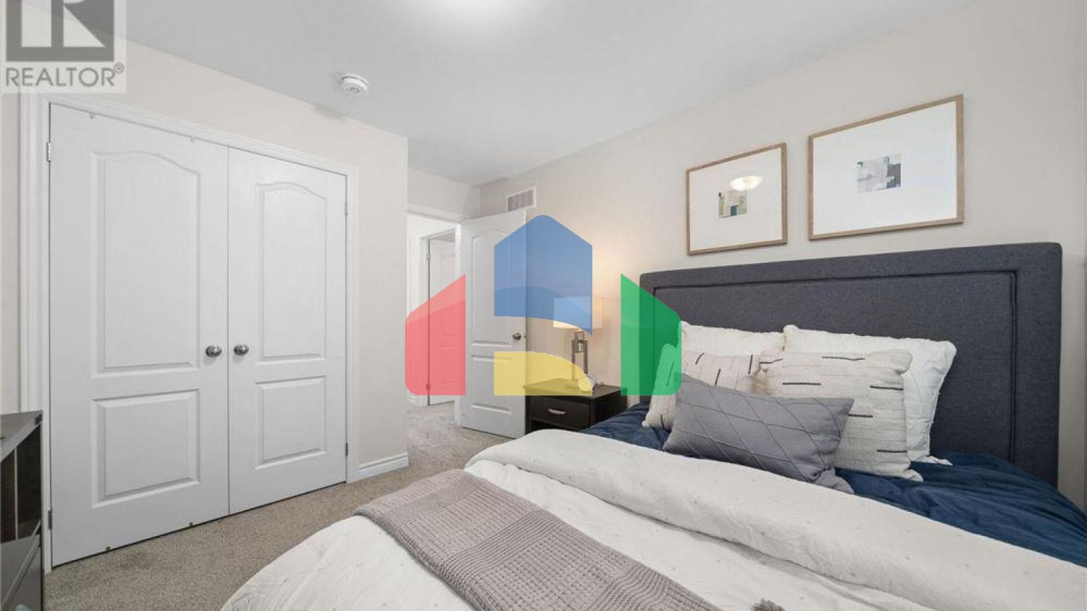 Residential - Single Family Home - Brighton, Canada - Canada