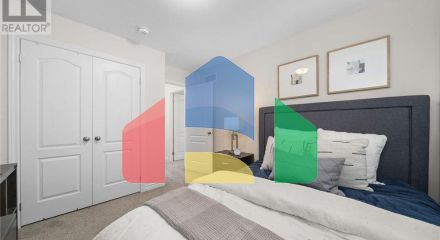 Residential - Single Family Home - Brighton, Canada - Canada