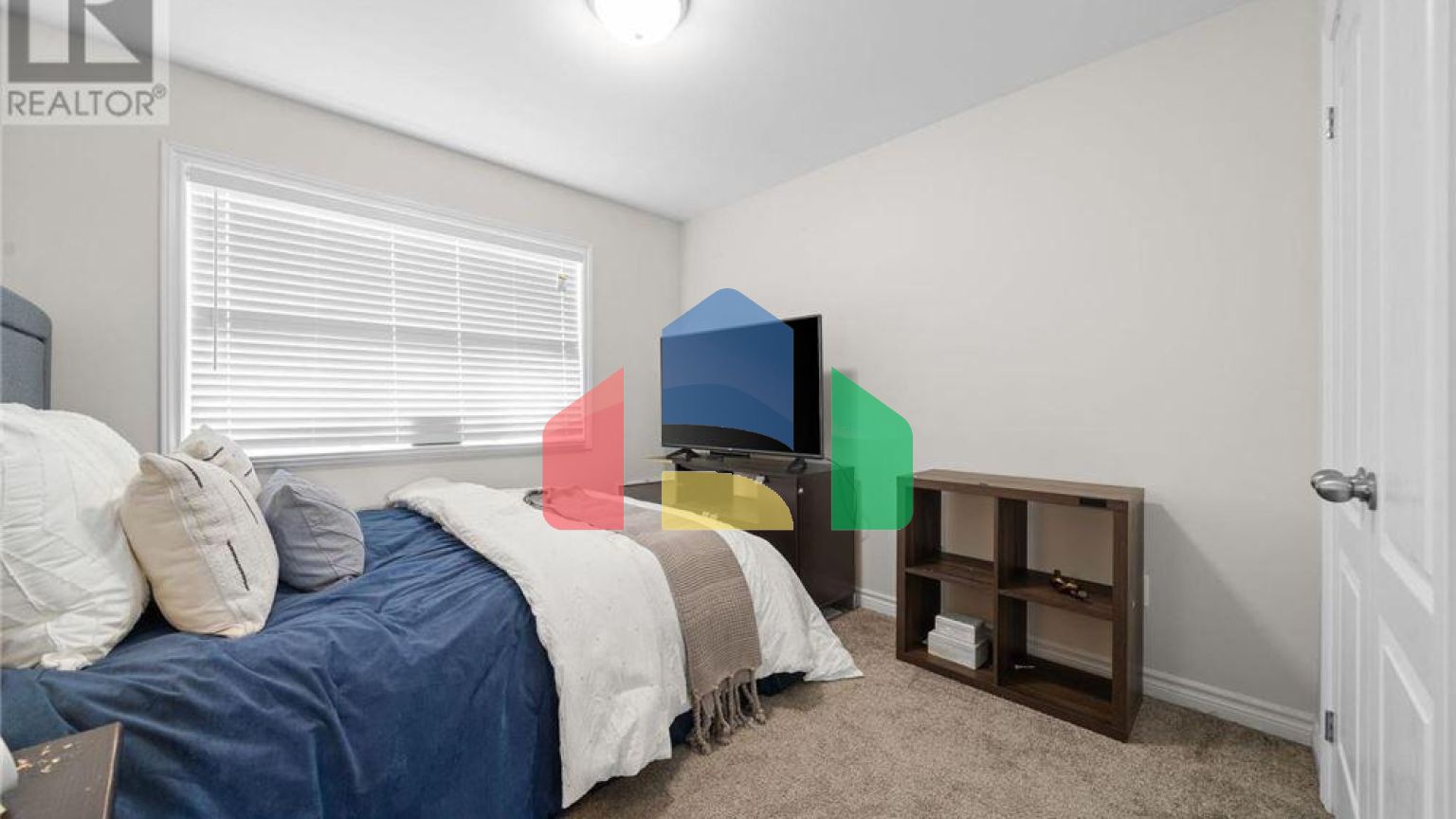 Residential - Single Family Home - Brighton, Canada - Canada