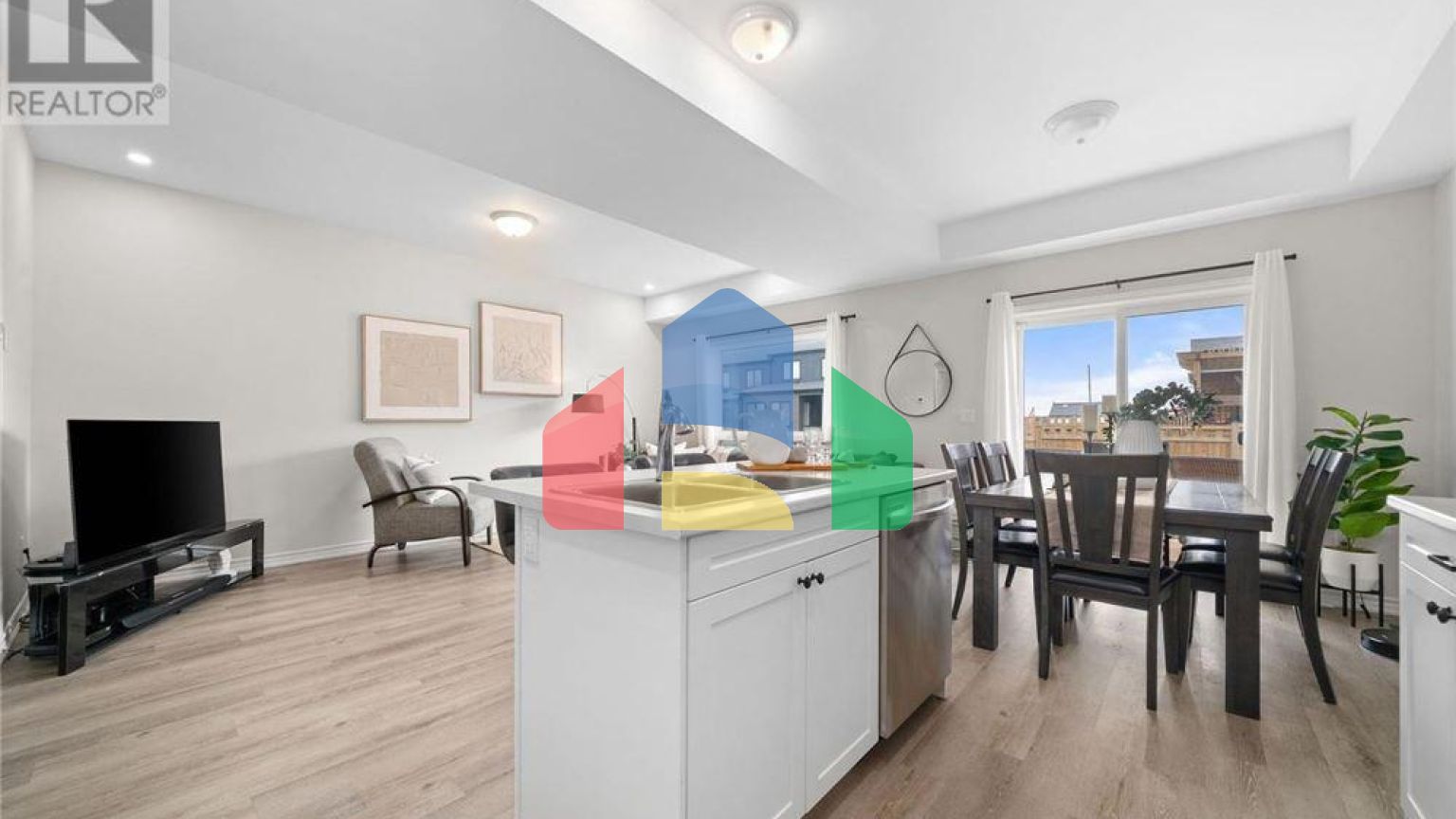 Residential - Single Family Home - Brighton, Canada - Canada