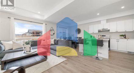 Residential - Single Family Home - Brighton, Canada - Canada