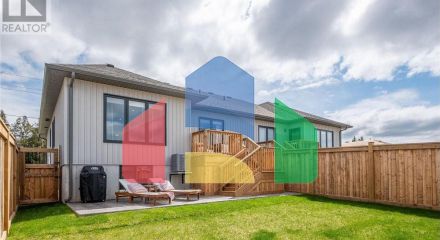 Residential - Single Family Home - Brighton, Canada - Canada