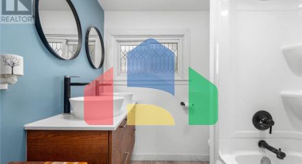 Residential - Single Family Home - Brighton, Canada - Canada